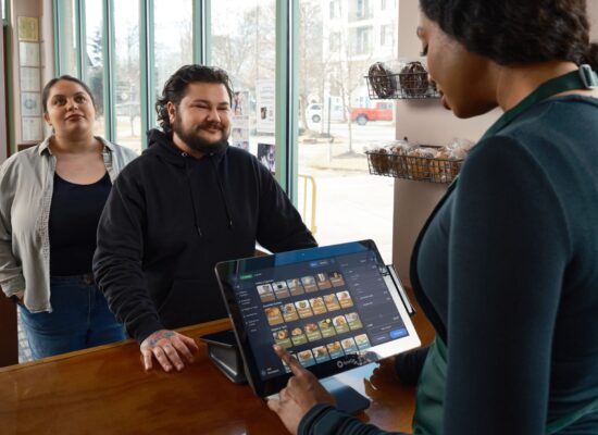 TPV para restaurantes: cómo elegir un sistema de gestión para comercios eficiente